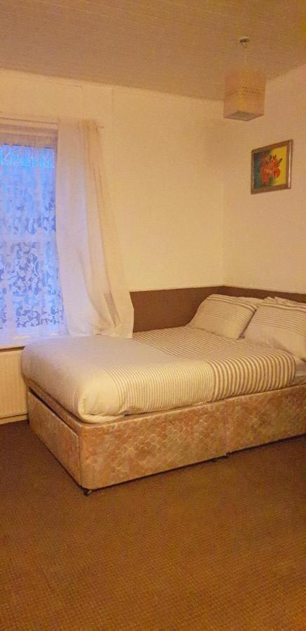 Hotel Avansi Blackpool Bagian luar foto